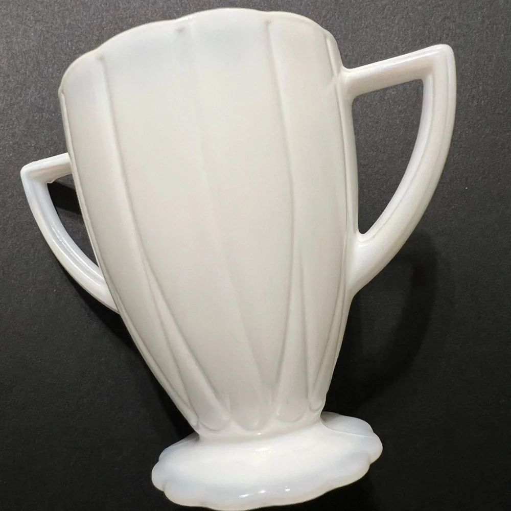 Hazel Atlas Depression Milk Glass Newport Hairpin Pattern Creamer & Sugar 1940’s